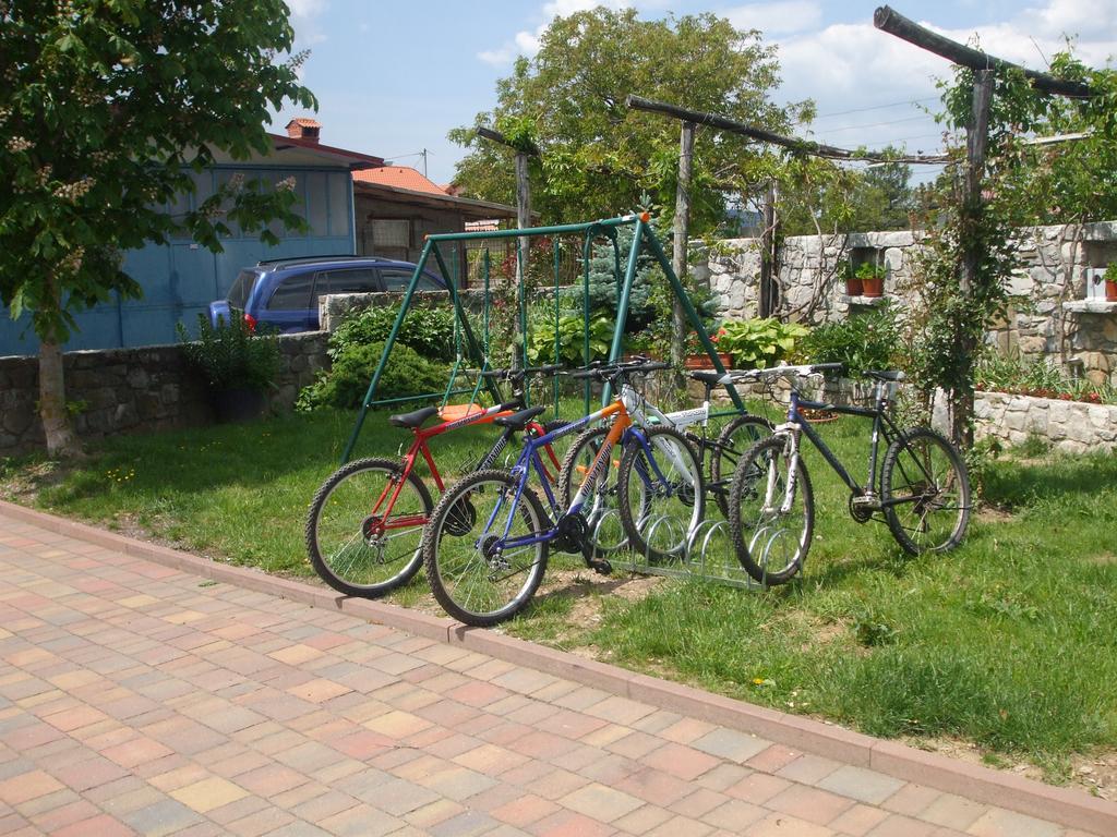 Osterija Na Planinci Bed & Breakfast Divača Dış mekan fotoğraf