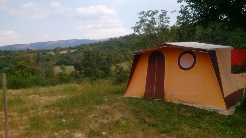 Osterija Na Planinci Bed & Breakfast Divača Dış mekan fotoğraf